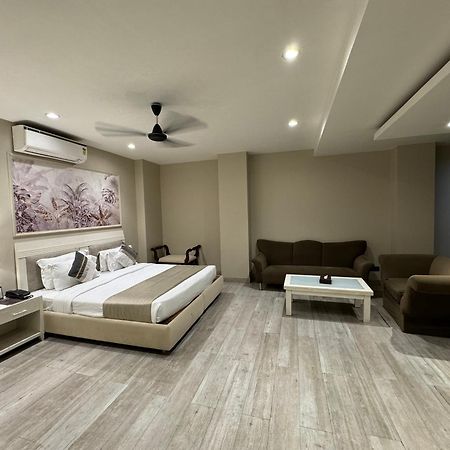 Skon Boutique By Orion Hotels New Delhi Buitenkant foto