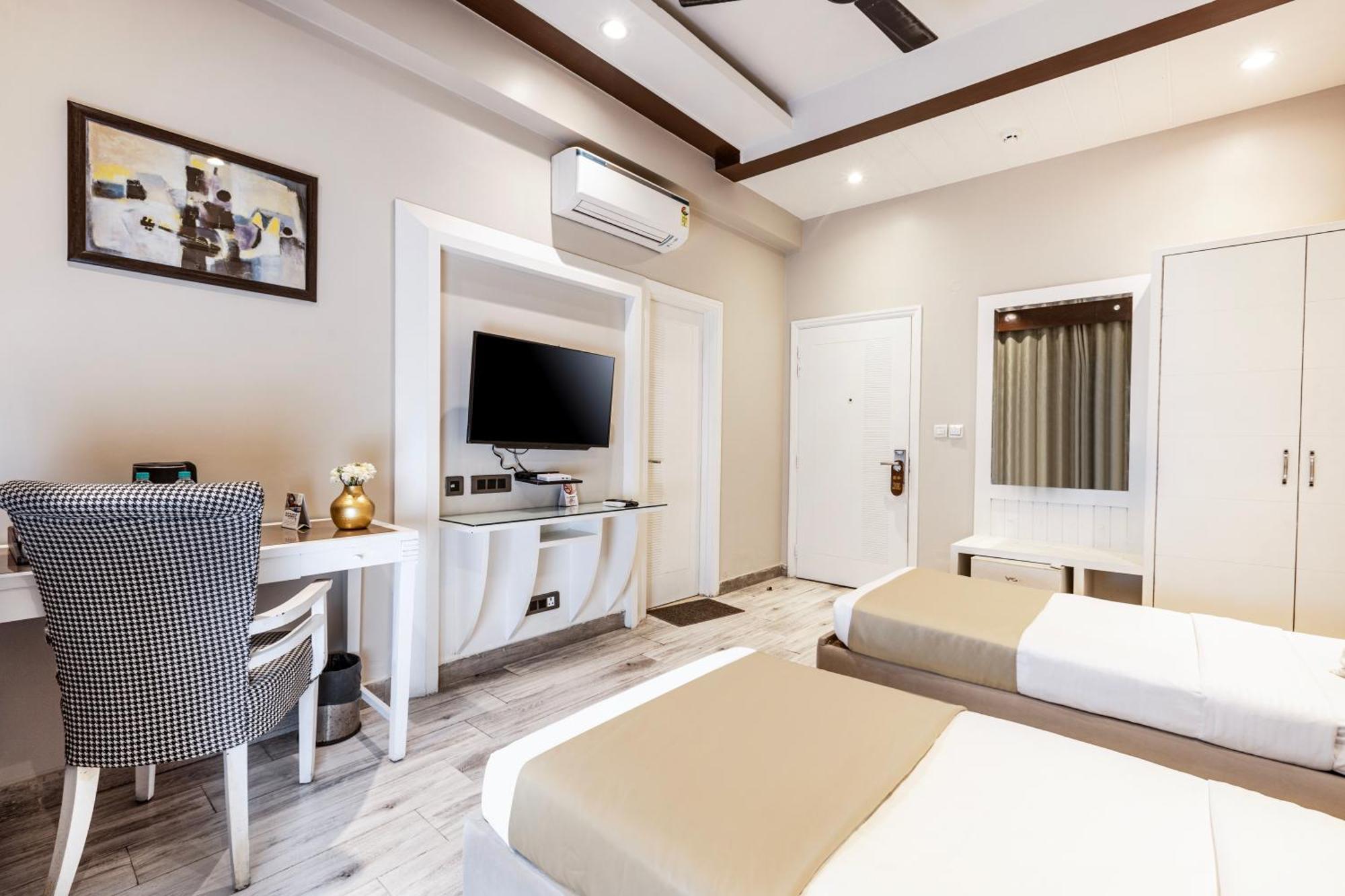 Skon Boutique By Orion Hotels New Delhi Buitenkant foto