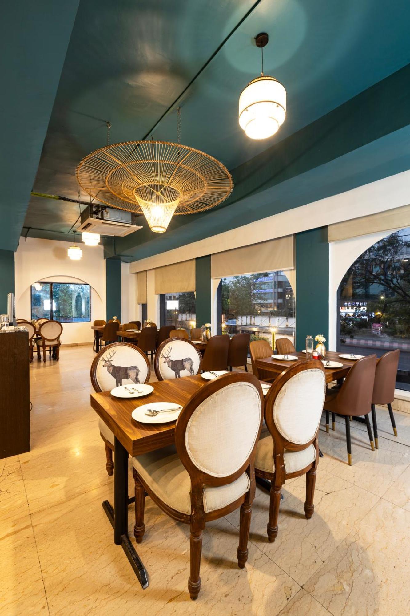 Skon Boutique By Orion Hotels New Delhi Buitenkant foto