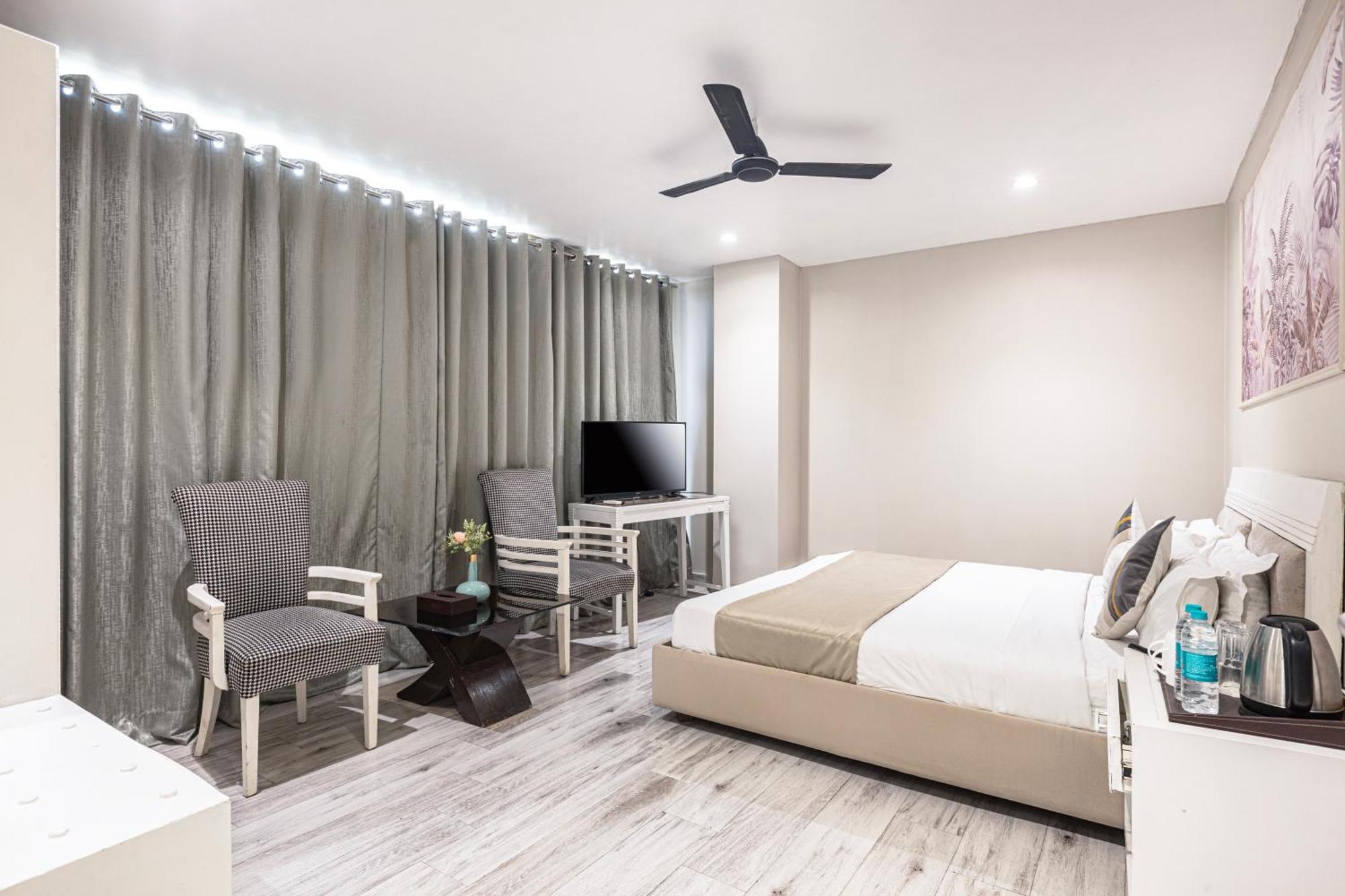 Skon Boutique By Orion Hotels New Delhi Buitenkant foto